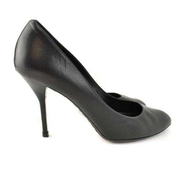 GUCCI: Black, Leather Heels/Pumps - Picture 5 of 10